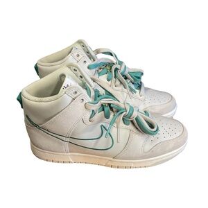 Men’s Nike Dunk SE High First Use Pack - Green Noise. Size 9.